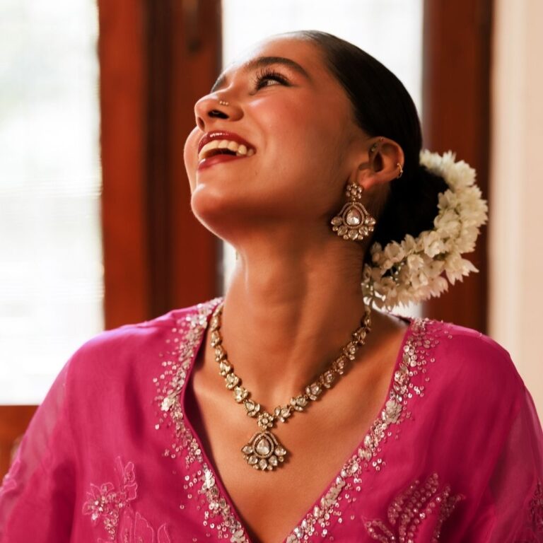 Understanding Her Style: The Foundation of a Perfect Jewellery Gift | Chinar Jewels