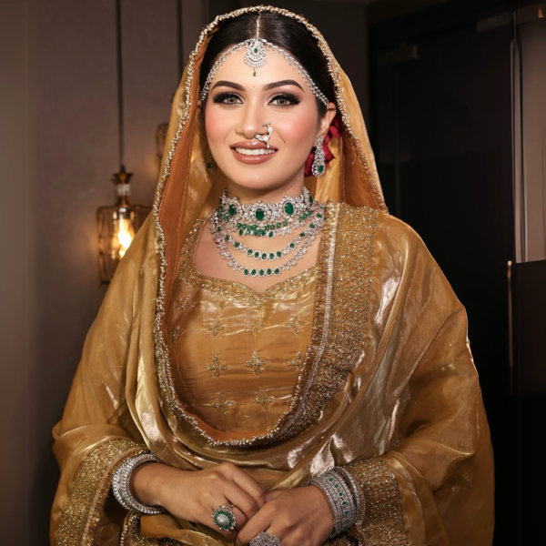 Emerald Three-Layered Bridal Necklace Set