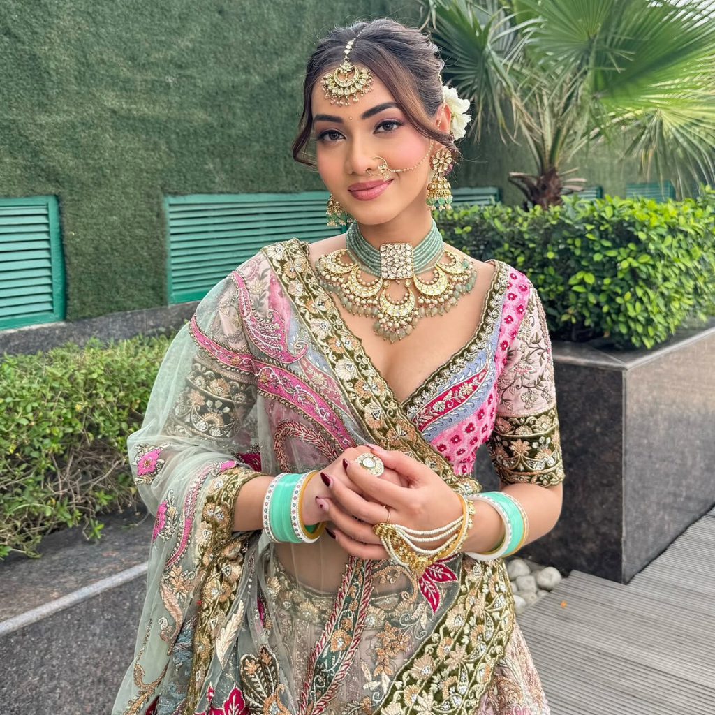 Pastel bride | Chinar Jewels