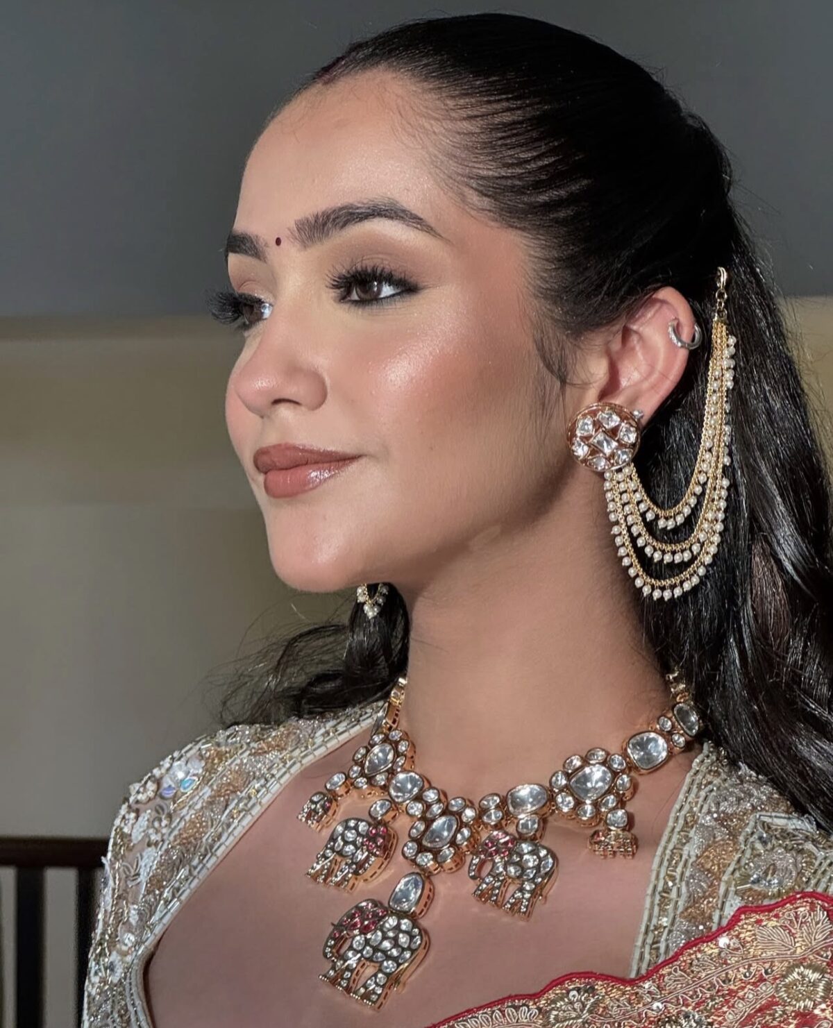 Elegant Kundan Necklace & Earrings Set