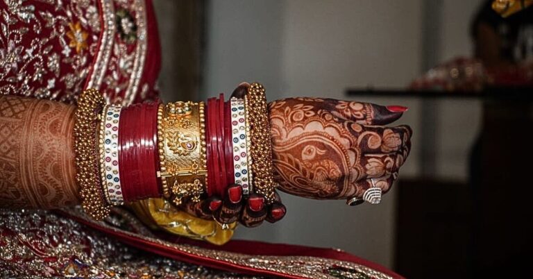 Imitation Wedding Bangles Featured Image Chinar Jewels