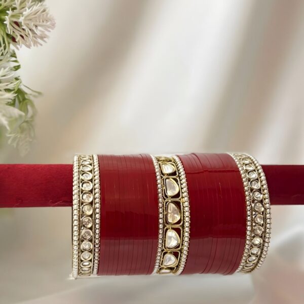 Bridal Uncut Kundan Chuda Set Product image Chinar Jewels