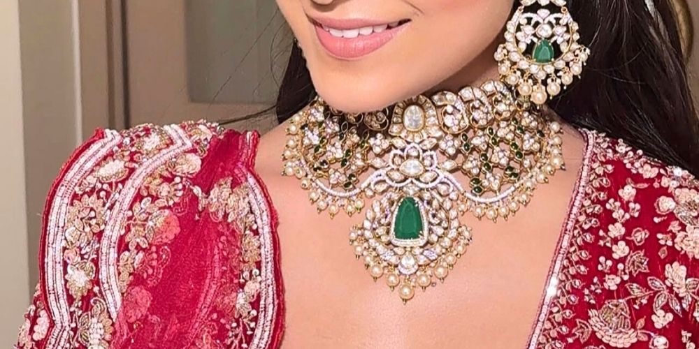 Choose Jewellery That Balances Your Outfit Chinar Jewels